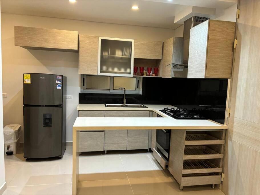 Amplio Y Hermoso Disfrutar Apartamento